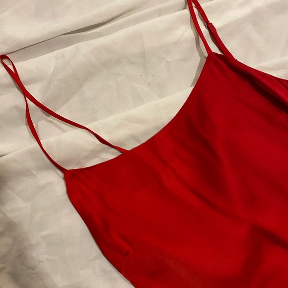 ARITZIA RED DRESS - Picture 1 of 3